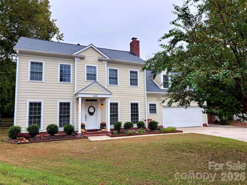 8600 Beeswood Dr, Charlotte, NC 28277