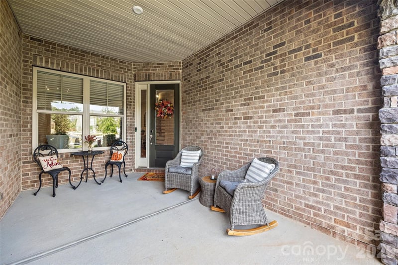 11200 Glanmire Dr, Charlotte, NC 28105