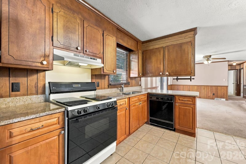 817 Rubens Rd SW, Concord, NC 28027