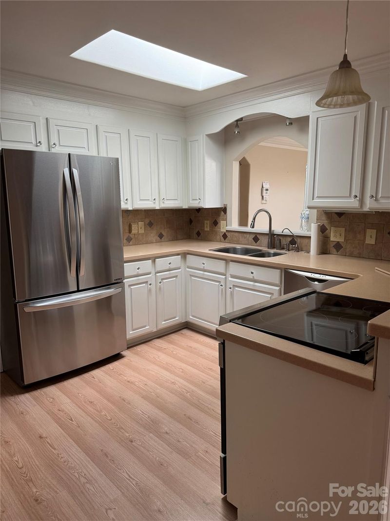 773 Beachwood Cove Dr, Tega Cay, SC 29708