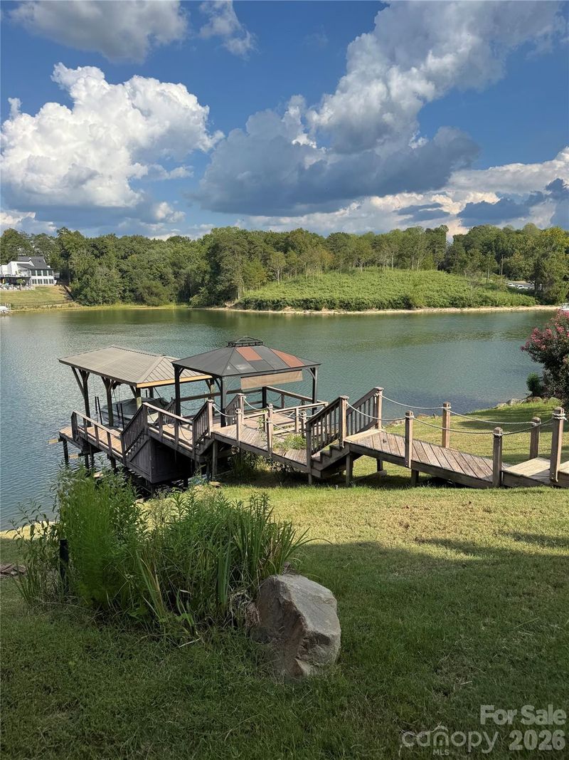 773 Beachwood Cove Dr, Tega Cay, SC 29708