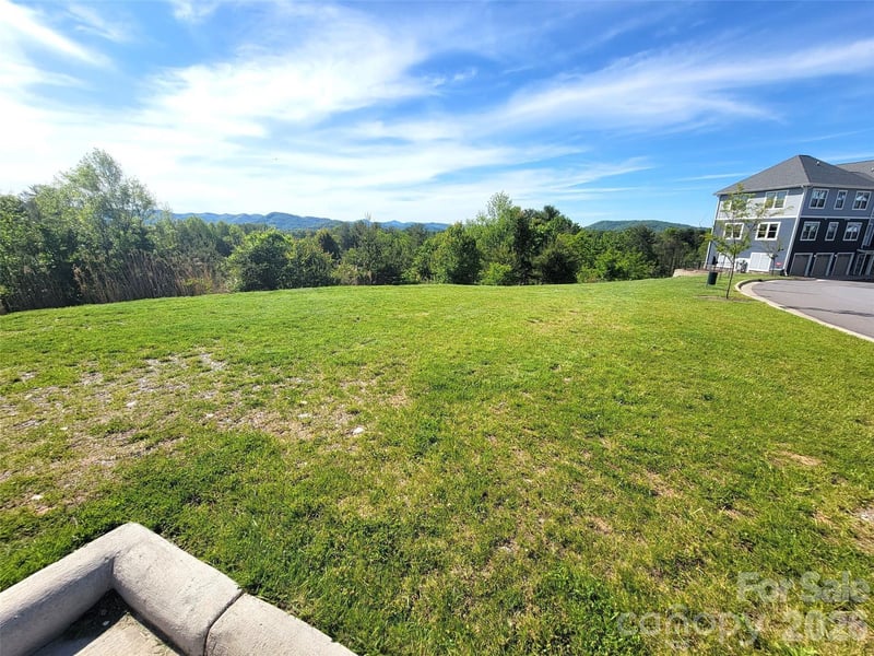 99999 Airport Rd, Arden, NC 28704