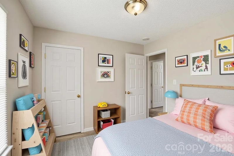 802 Almora Dr, Charlotte, NC 28216
