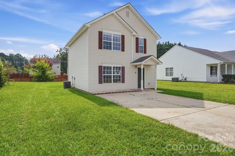 802 Almora Dr, Charlotte, NC 28216