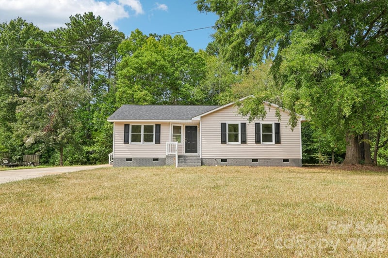 2199 Pacer Rd, Lancaster, SC 29720