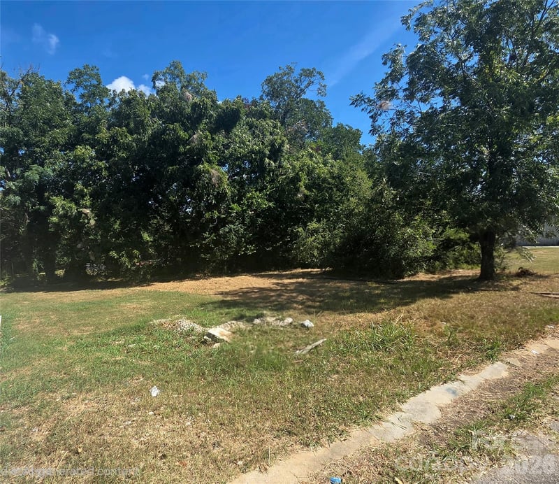 105 Murray St, Chester, SC 29706