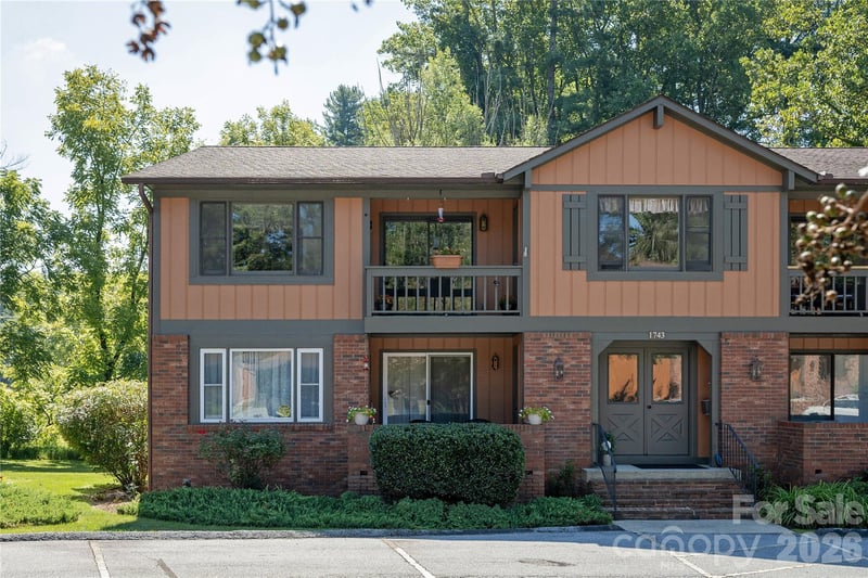 1743 Haywood Manor Rd #C, Hendersonville, NC 28791