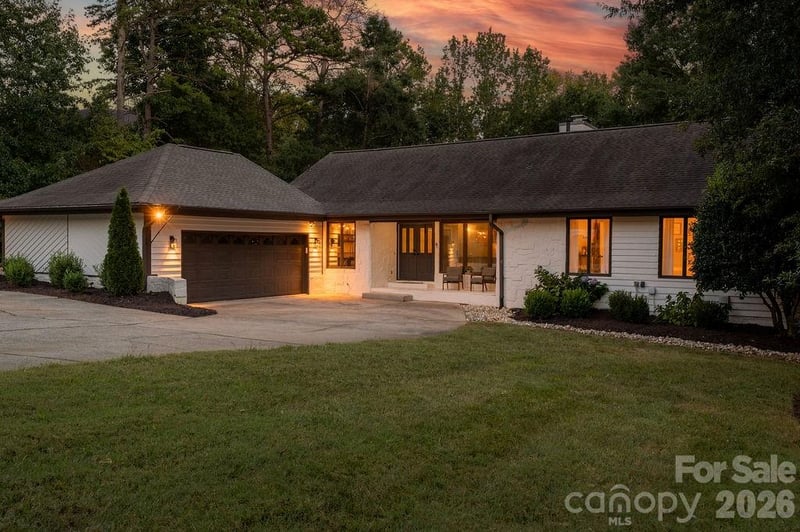 3525 Windbluff Dr, Charlotte, NC 28277