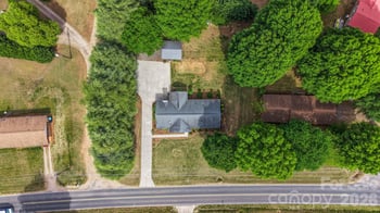 3328 Sulphur Springs Rd NE, Hickory, NC 28601