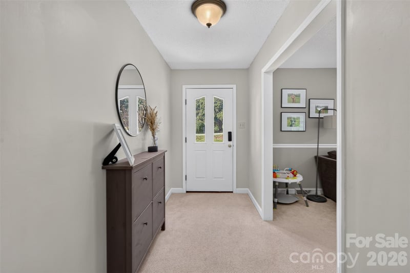 120 Regal Cir, Mooresville, NC 28117