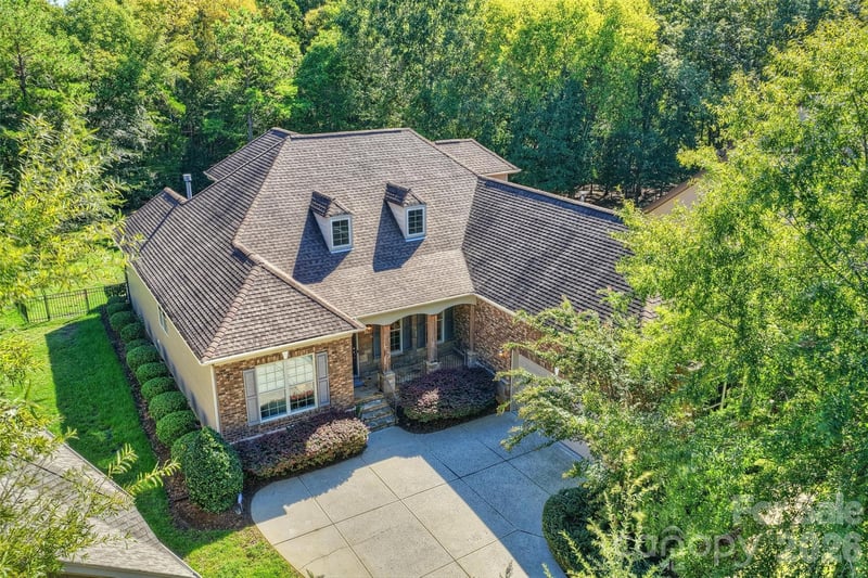 7325 Edenbridge Ln, Charlotte, NC 28226