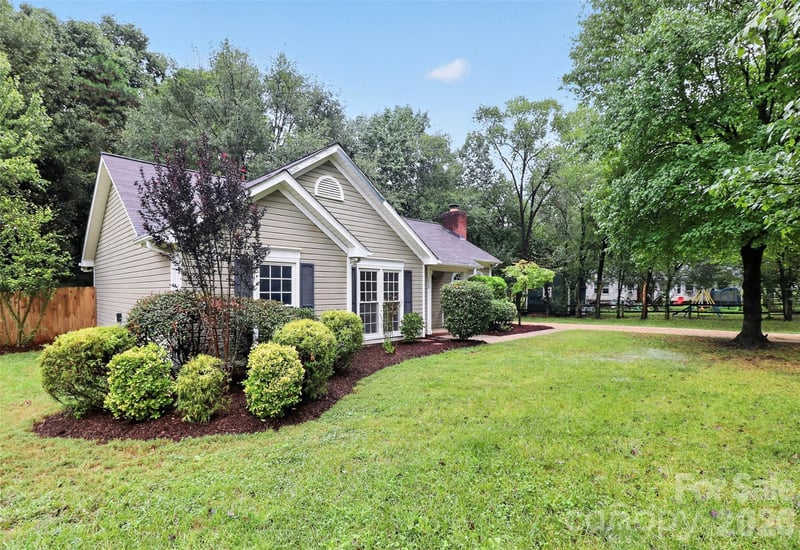 12538 Levins Hall Rd, Huntersville, NC 28078