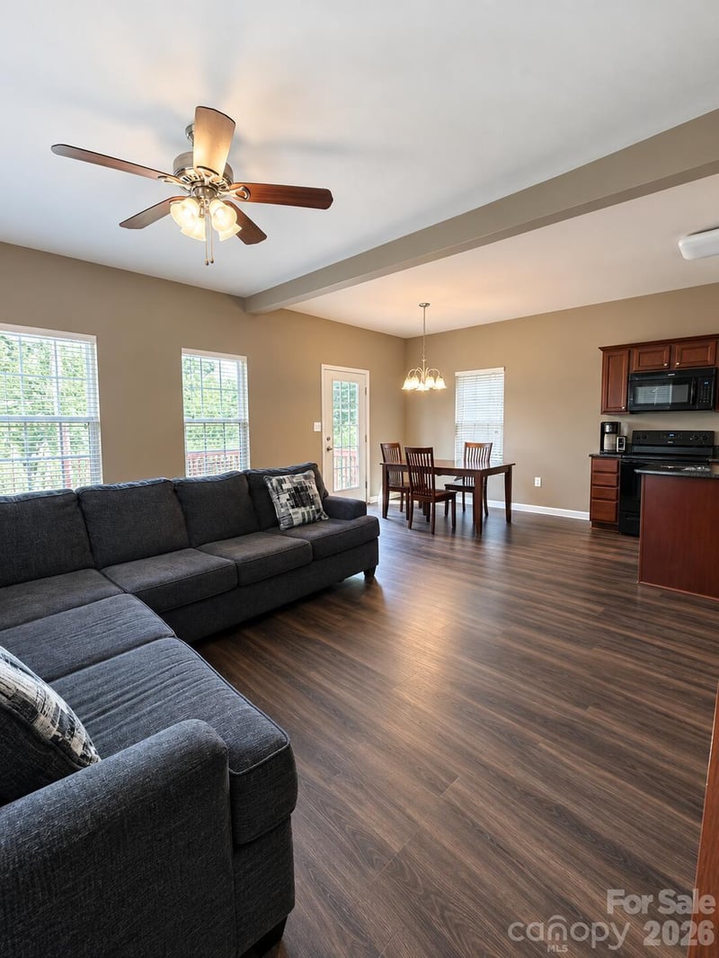 117 Lookout Point Pl, Mooresville, NC 28115