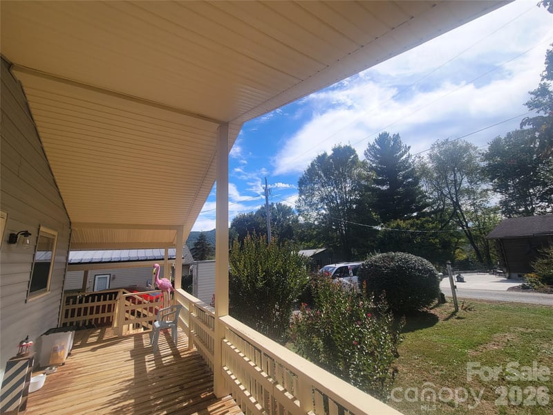 265 Midland Dr, Waynesville, NC 28785
