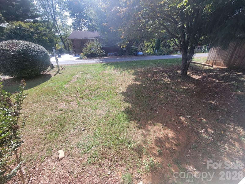 265 Midland Dr, Waynesville, NC 28785