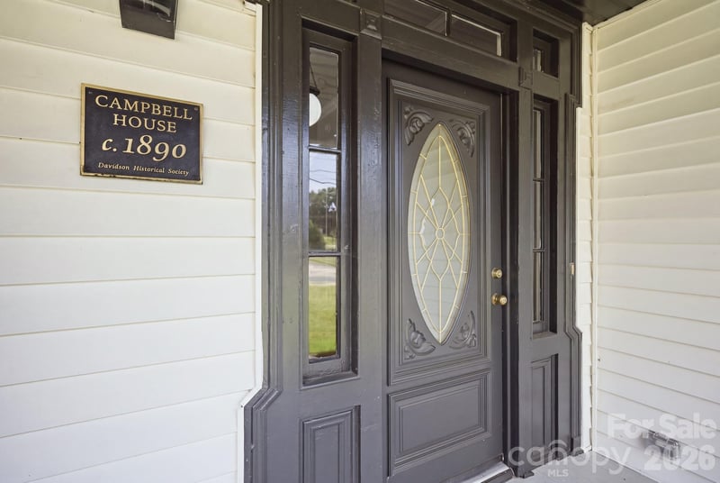 315 S Main St, Davidson, NC 28036