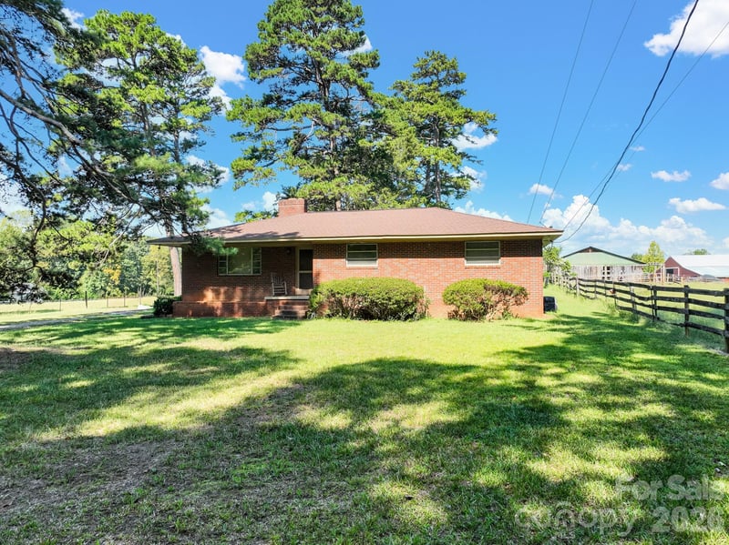 11125 Forest Lake Ln, Huntersville, NC 28078