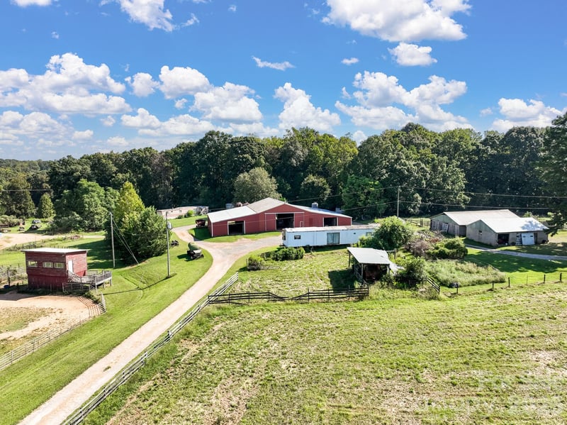 11125 Forest Lake Ln, Huntersville, NC 28078