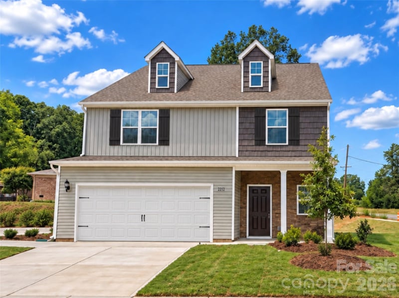 8913 Sawyer Run Ct, Charlotte, NC 28215