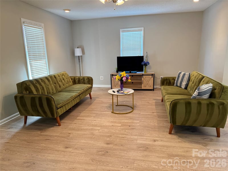 240 Nixon Rd, Belmont, NC 28012