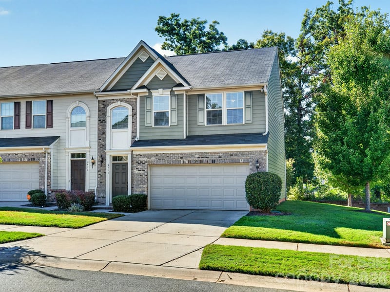 2410 Alyssa Ln, Charlotte, NC 28208