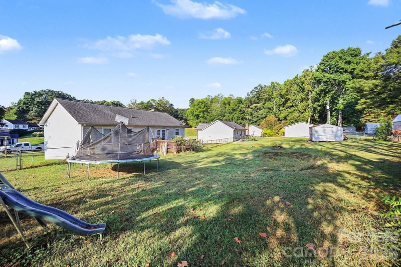 412 Caswell Ave, Bessemer City, NC 28016
