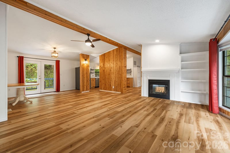 75 Cliffview Dr, Asheville, NC 28803
