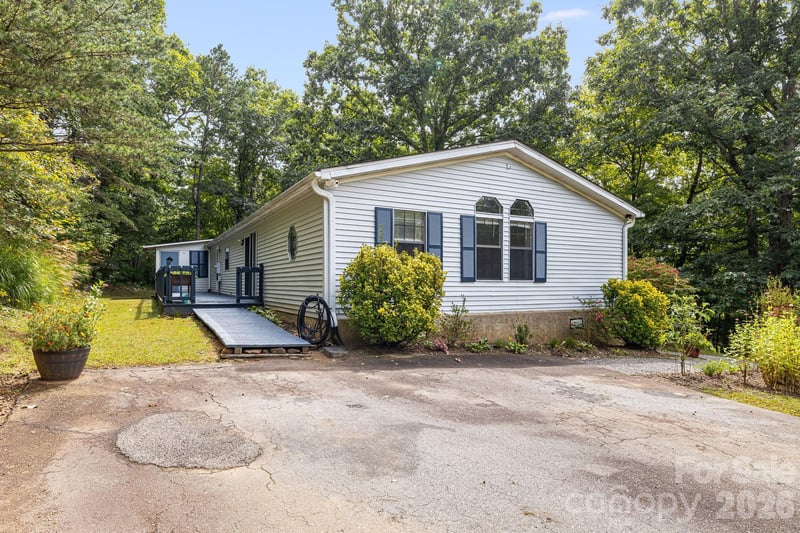 75 Cliffview Dr, Asheville, NC 28803
