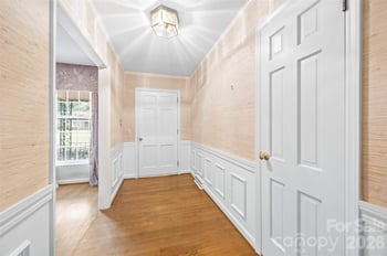 3223 Gardner Park Dr, Gastonia, NC 28054