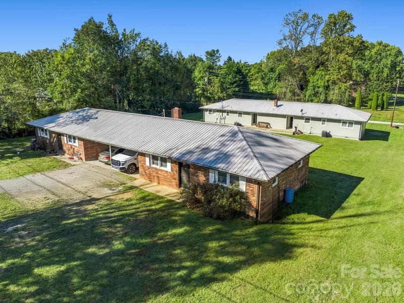 17 Randolph Ave, Flat Rock, NC 28731