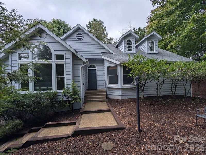 212 Ridgeway Rd, Lake Lure, NC 28746