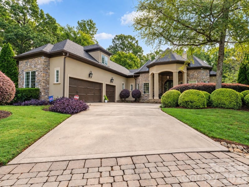 252 Treetops Dr, Stanley, NC 28164