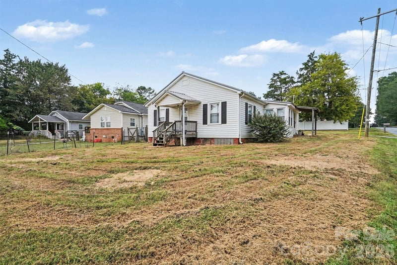 874 N Skyland Dr, Mount Pleasant, NC 28124