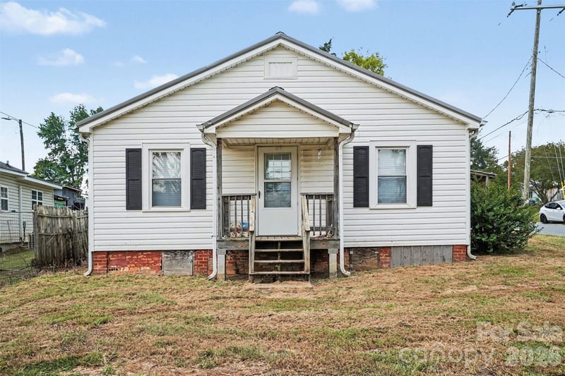 874 N Skyland Dr, Mount Pleasant, NC 28124