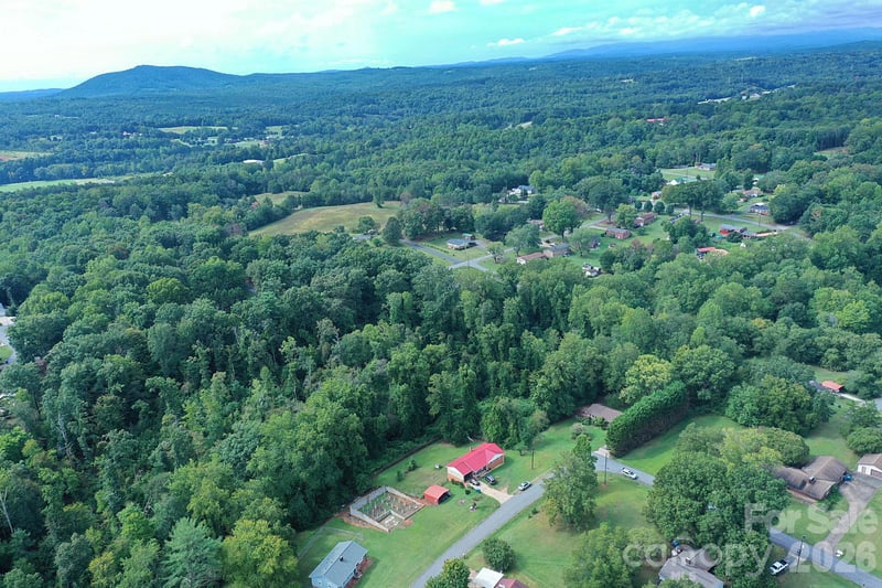 00 21st St SW #6.29, Hickory, NC 28602