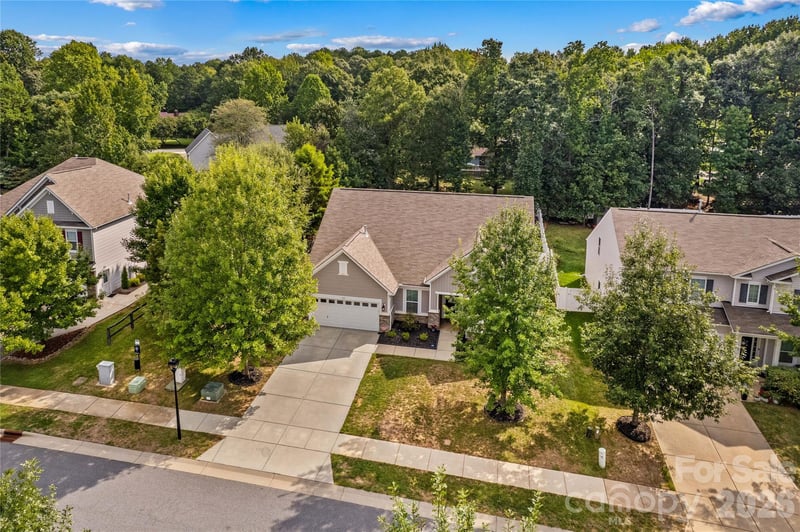 111 Paradise Hills Cir, Mooresville, NC 28115