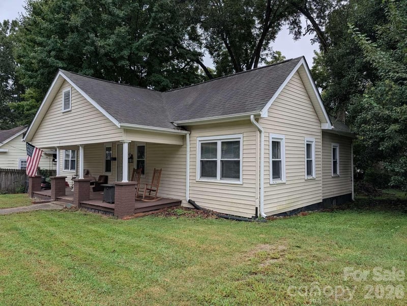 327 Aycock St NE, Concord, NC 28025
