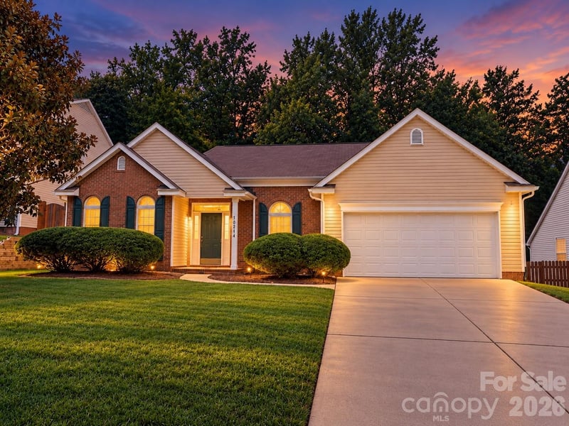 10214 Stoneykirk Ln, Charlotte, NC 28269