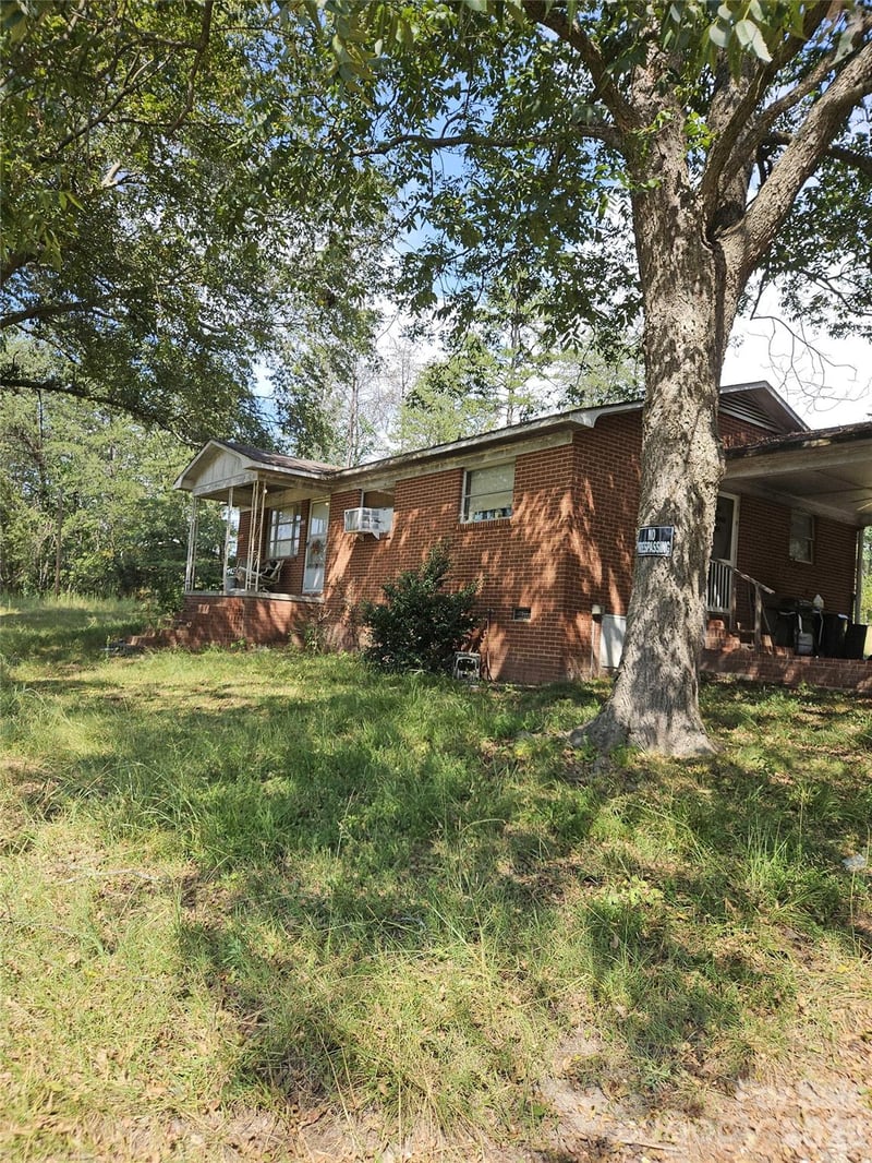 131 Sj Crawford Rd, Lincolnton, NC 28092