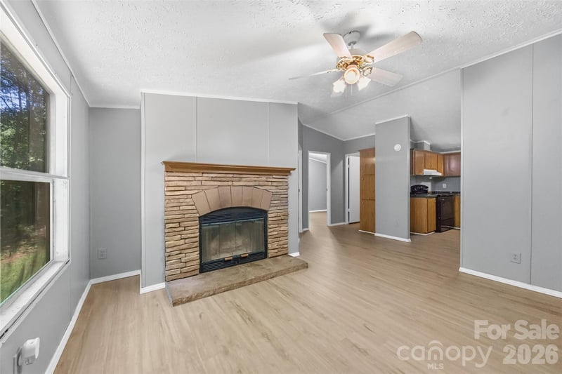 1325 Smith Woods Ln, Hickory Grove, SC 29717