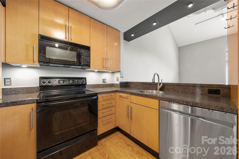 404 N Laurel Ave, Charlotte, NC 28204
