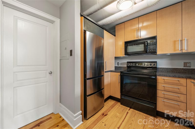 404 N Laurel Ave, Charlotte, NC 28204