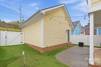 1915 Lela Ave, Charlotte, NC 28208