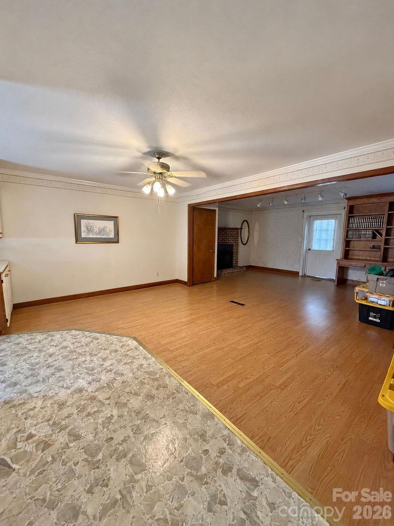 5429 Evanshire Dr #21, Charlotte, NC 28216