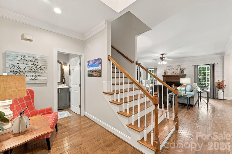 232 Pebble Stone Ln, Matthews, NC 28104