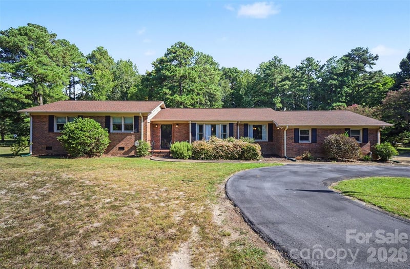 1762 Highway 55 Hw E, Clover, SC 29710