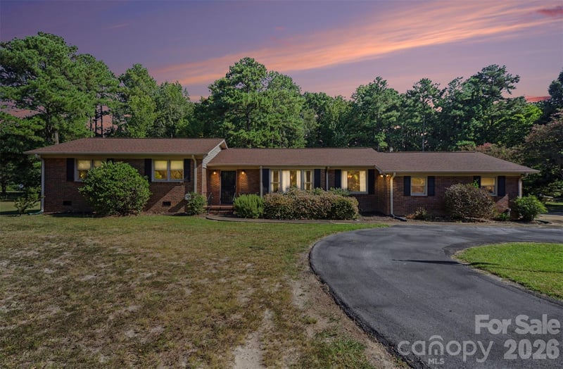 1762 Highway 55 Hw E, Clover, SC 29710