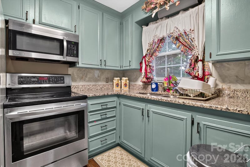920 Longview Ave, Kannapolis, NC 28081