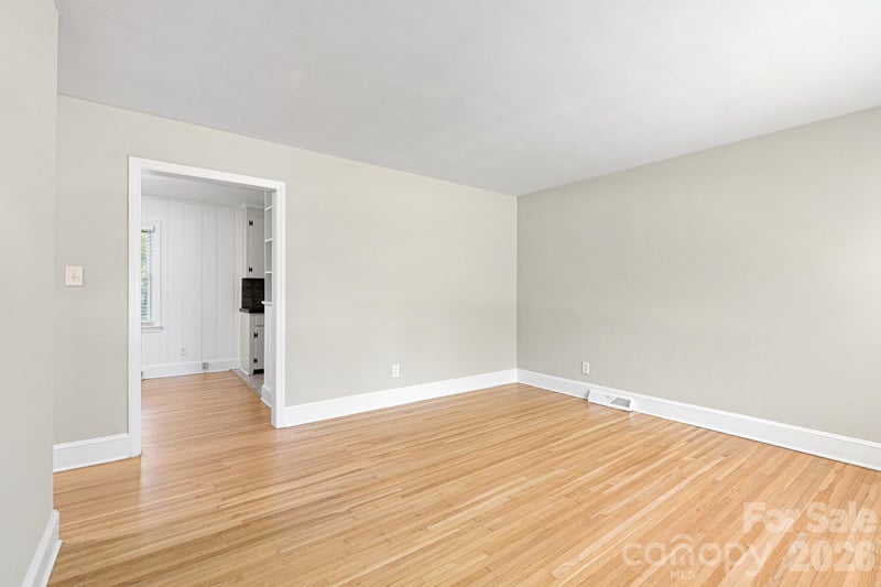 1914 Kilborne Dr, Charlotte, NC 28205
