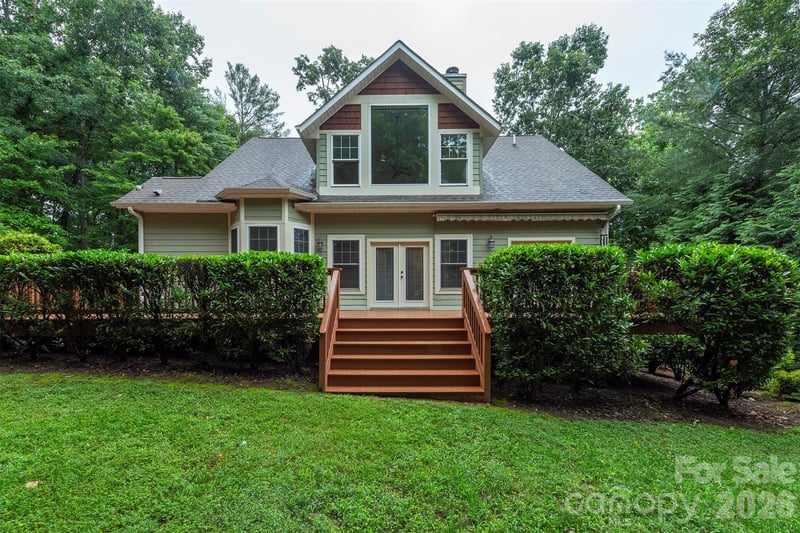 25 Deer Trail Way, Fairview, NC 28730